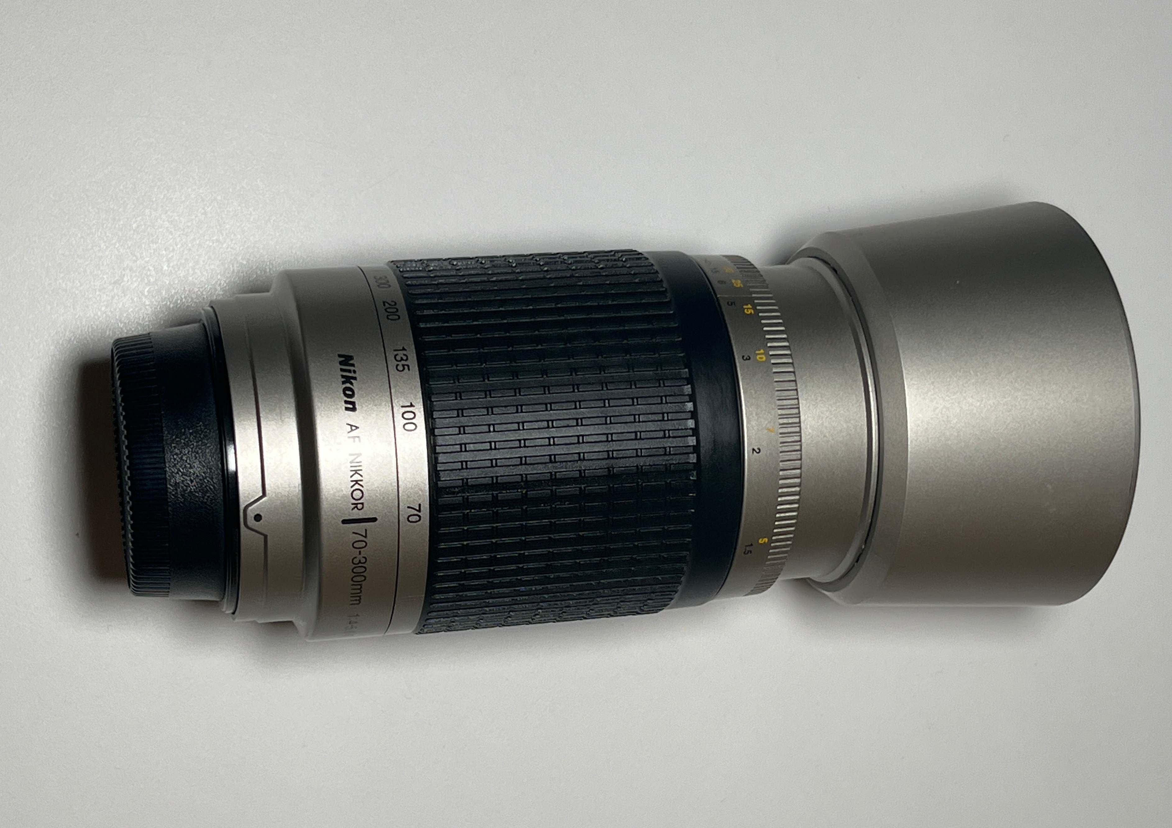 Nikon AF 70-300mm f/4-5.6 G come nuovo