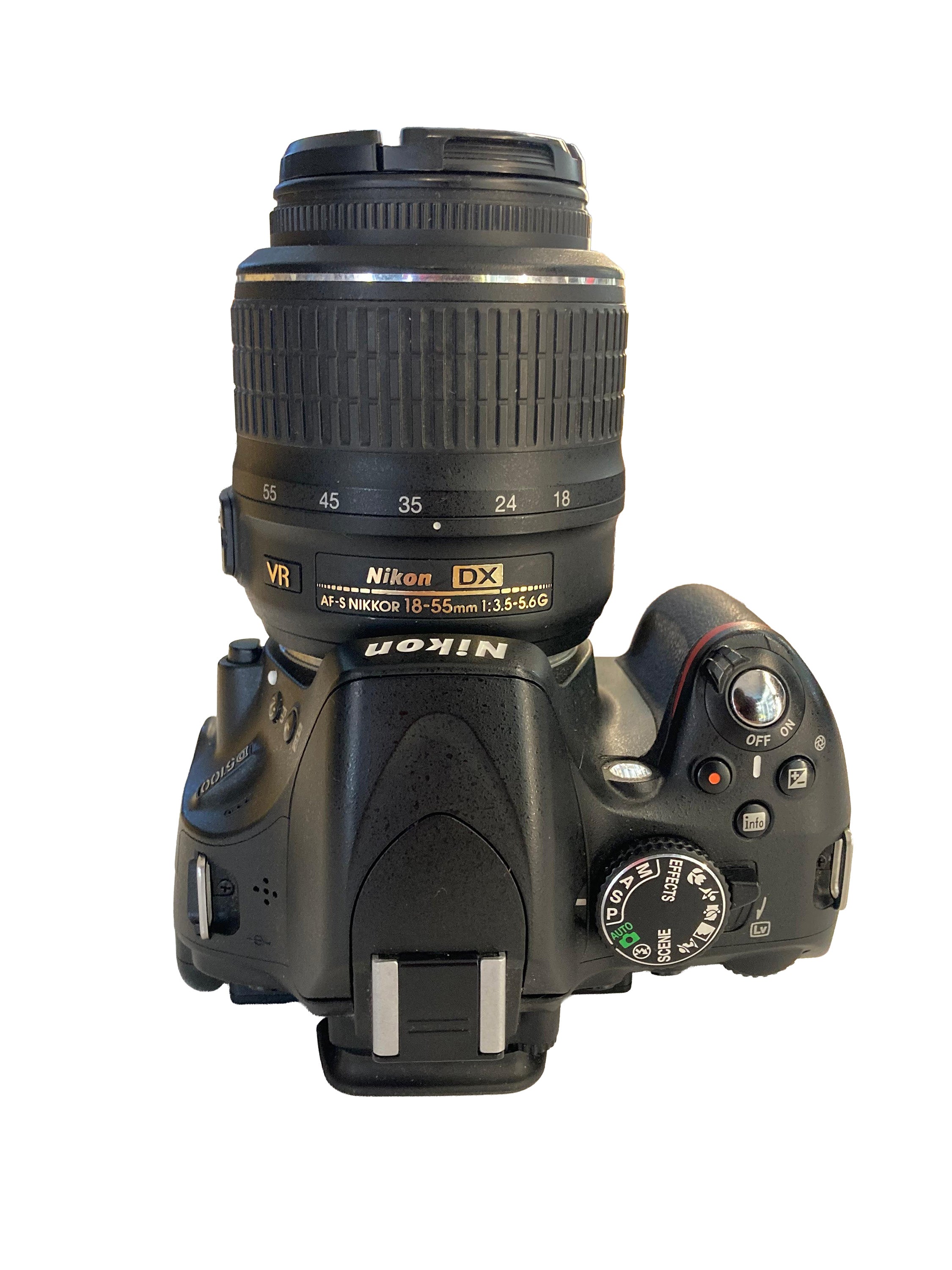 Nikon D5100 + 18-55 mm f/3.5-5.6 G VR in ottime condizioni