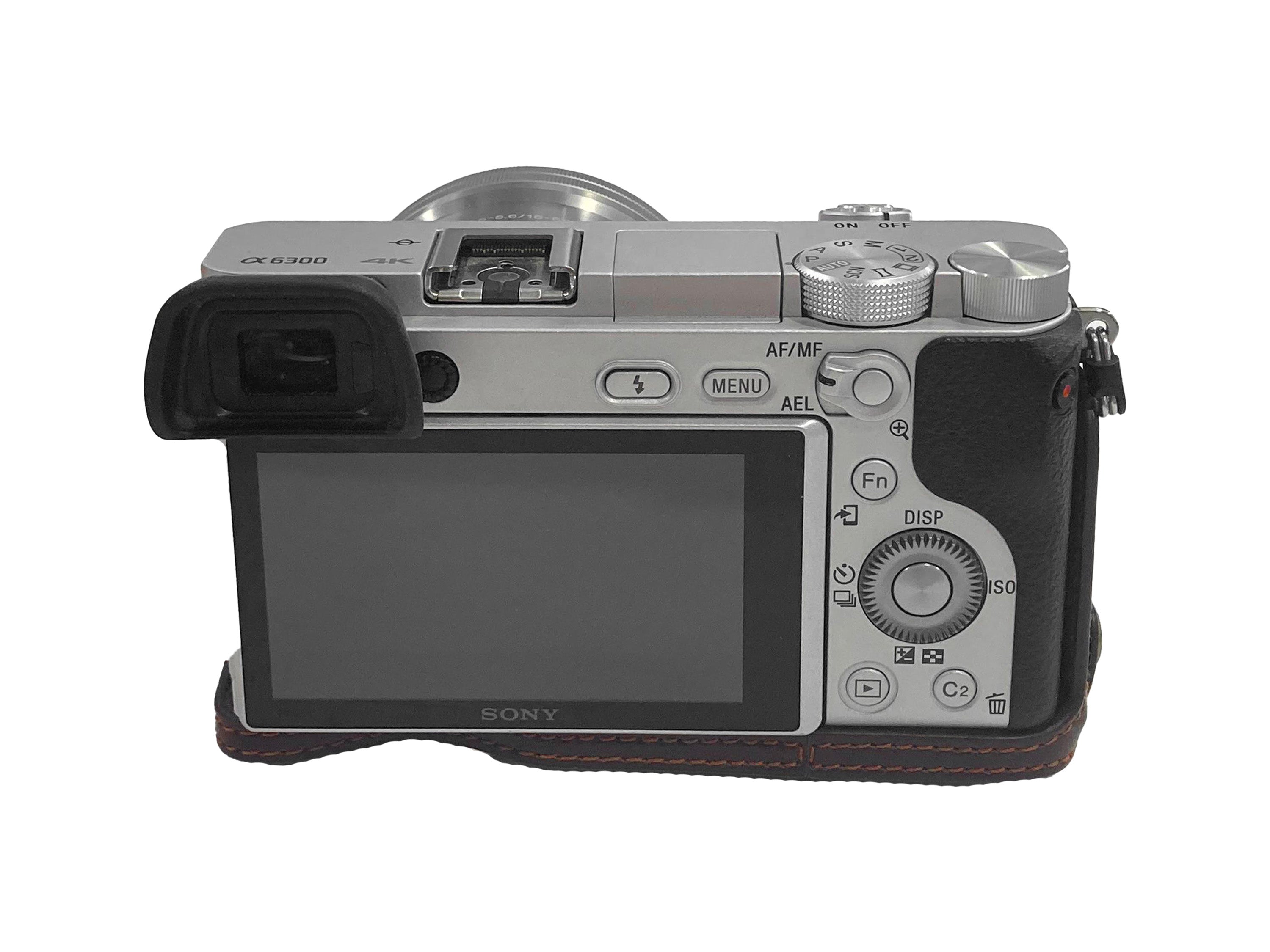 Sony A6300 + 16-50 mm f/3.5-5.6 Silver in Ottime Condizioni