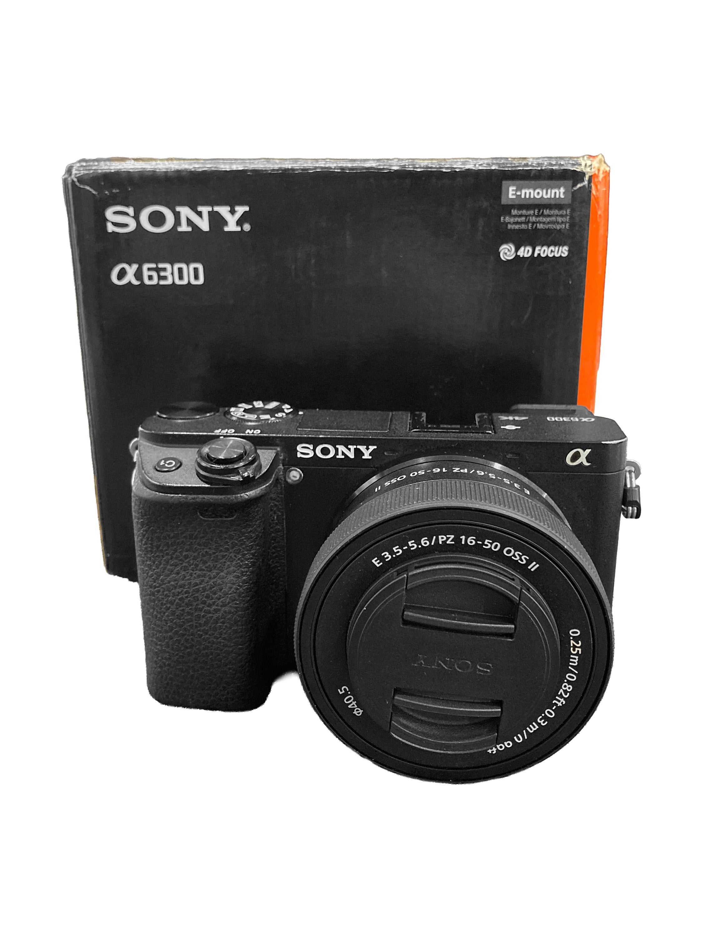 Sony A6300 + 16-50 mm f/3.5-5.6 II in Ottime Condizioni