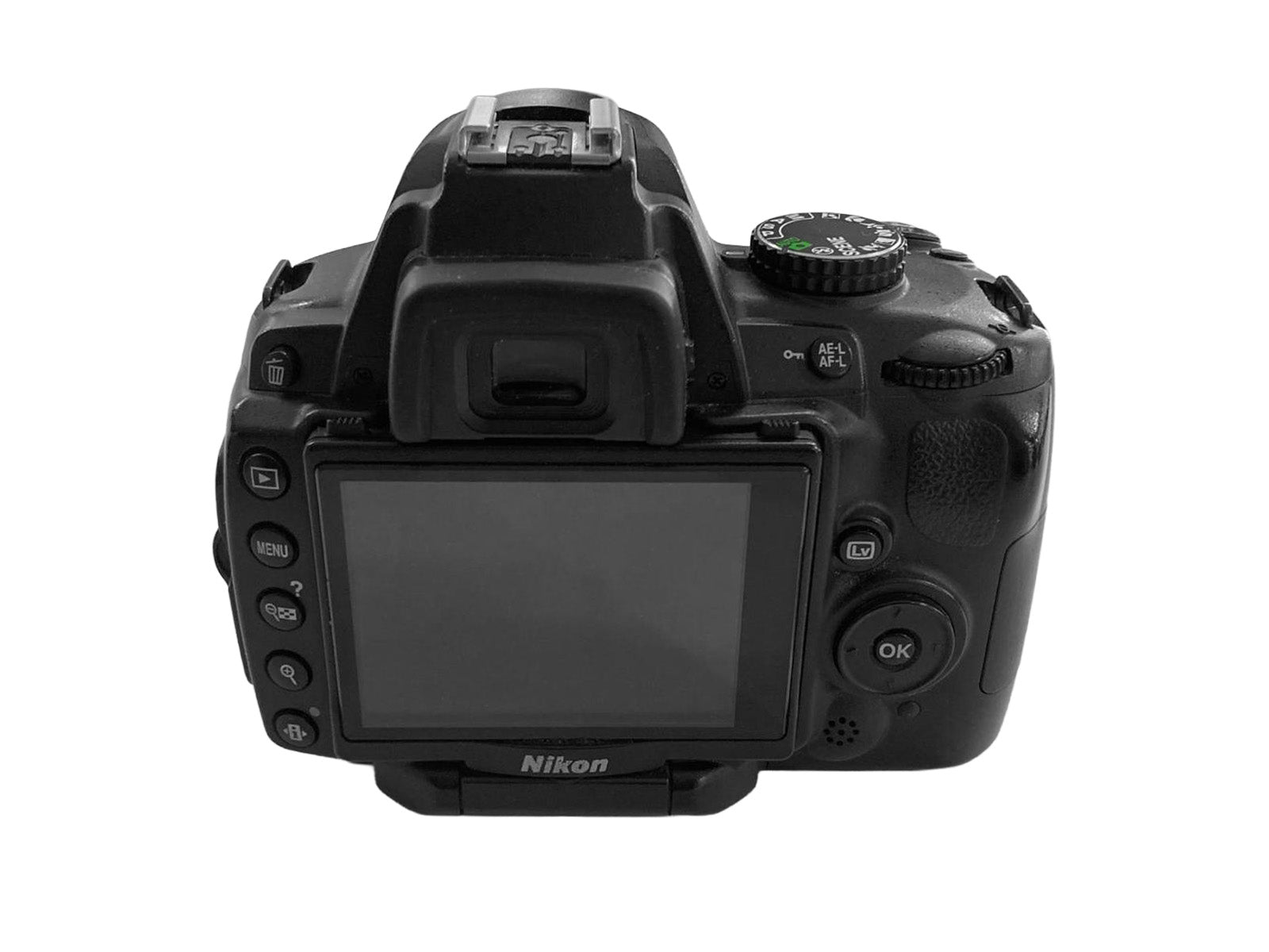 Nikon D5000 + 18-55 mm f/3.5-5.6G II VR Usata