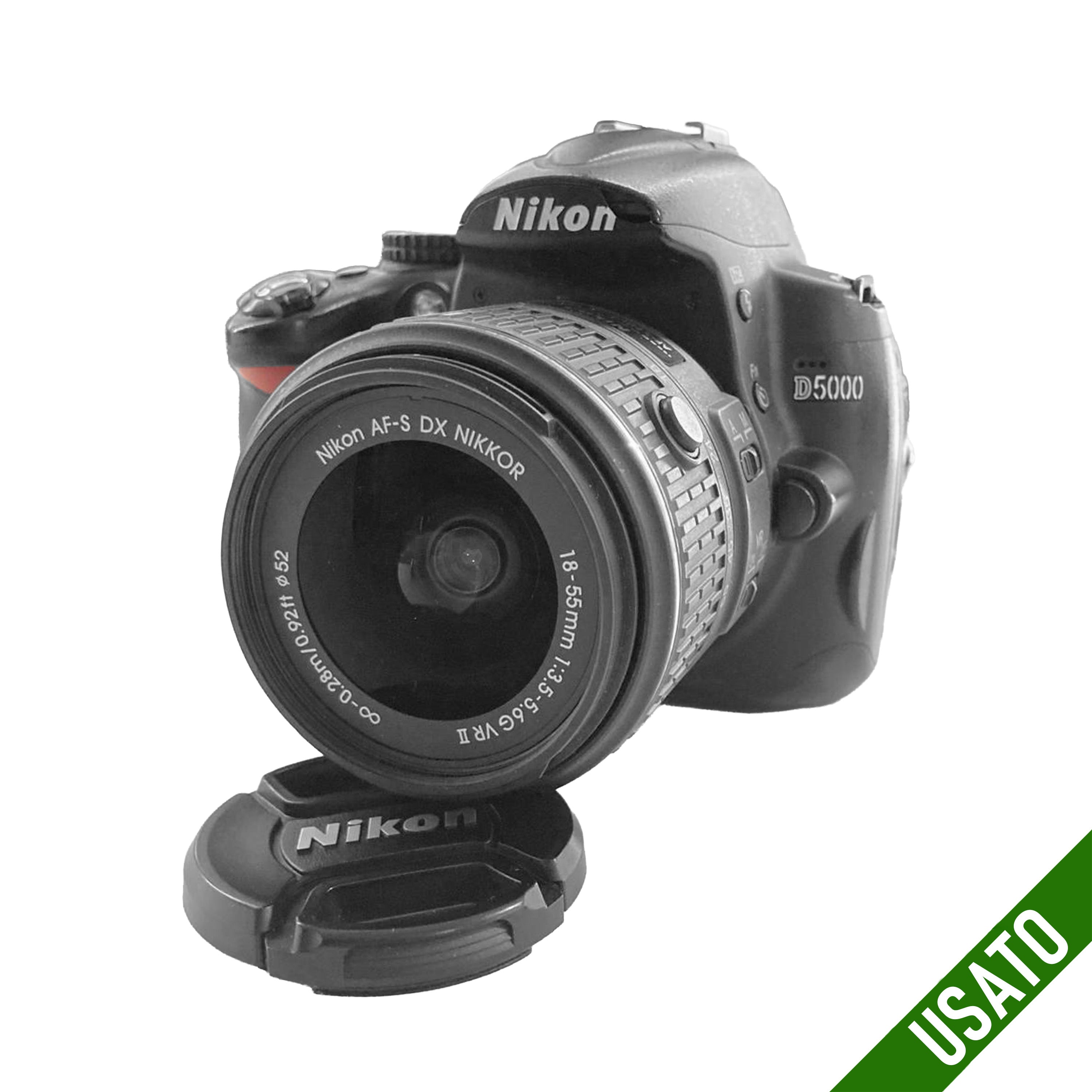 Nikon D5000 + 18-55 mm f/3.5-5.6G II VR Usata