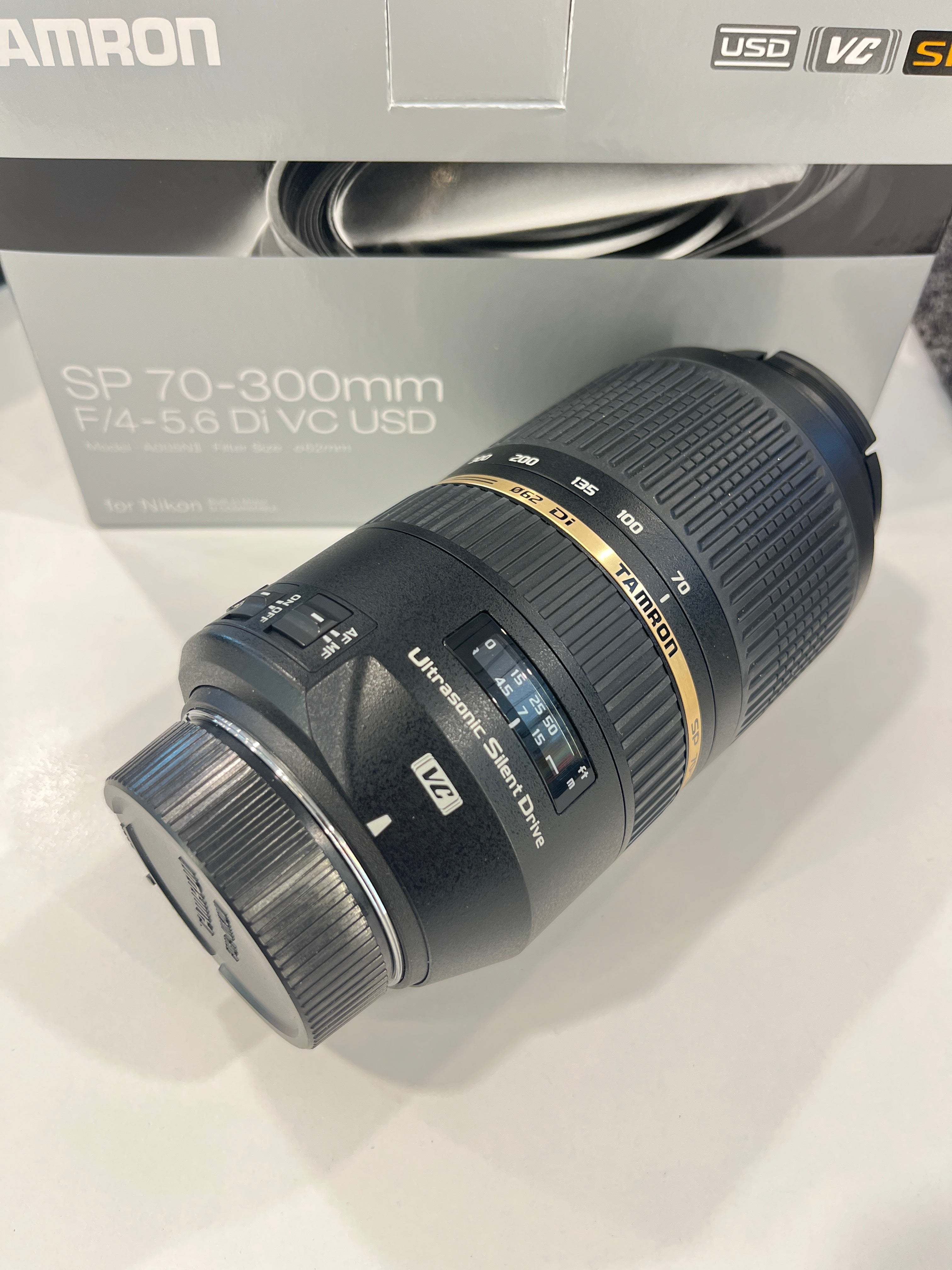 Tamron SP 70-300mm f/4-5.6 Di VC USD per Nikon PARI AL NUOVO!!