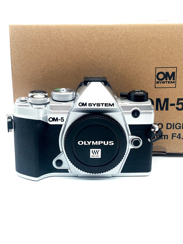 Olympus OM-5 demo!!