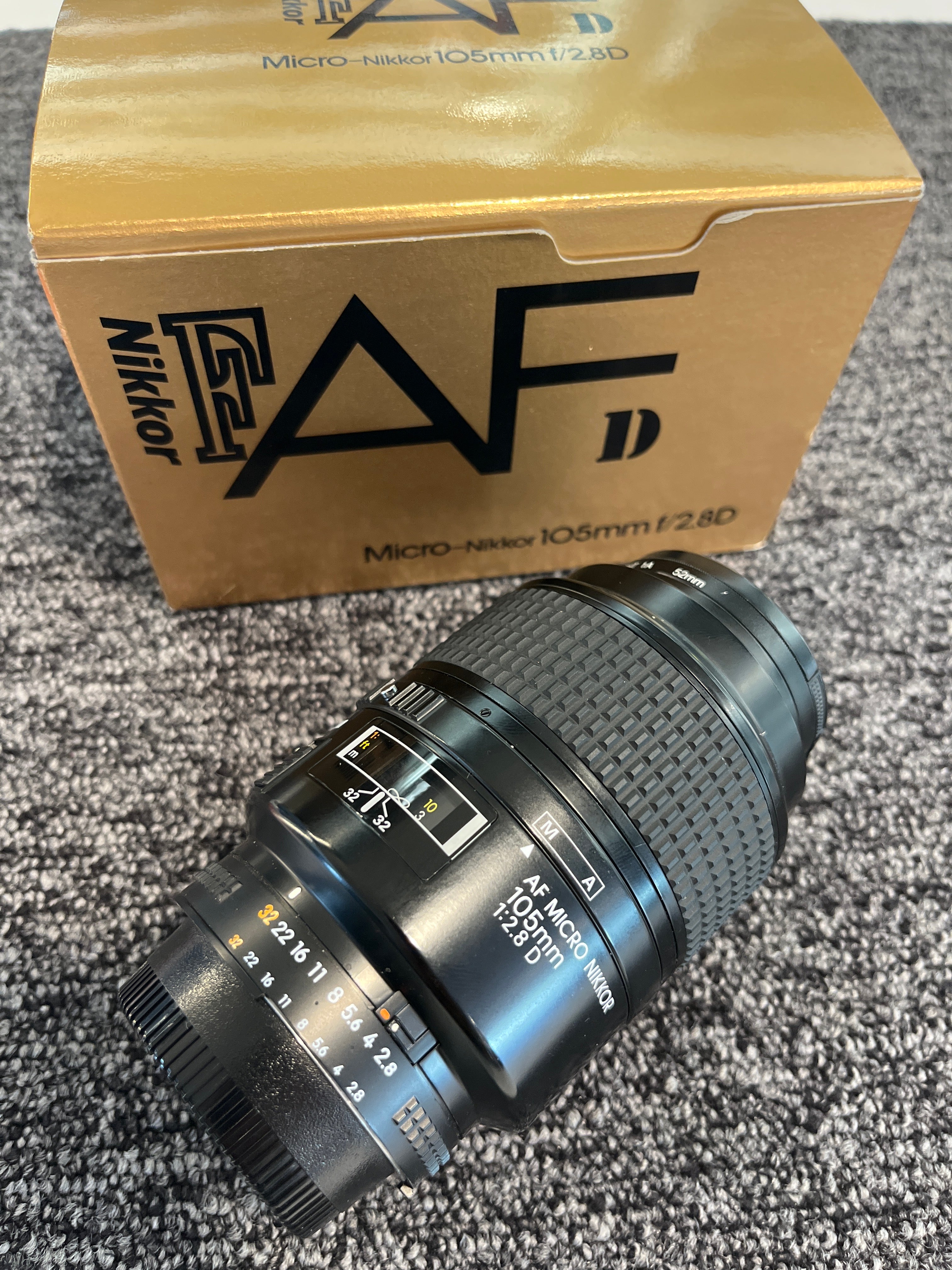 Nikon AF Micro-Nikkor 105mm f/2.8 D pari al nuovo