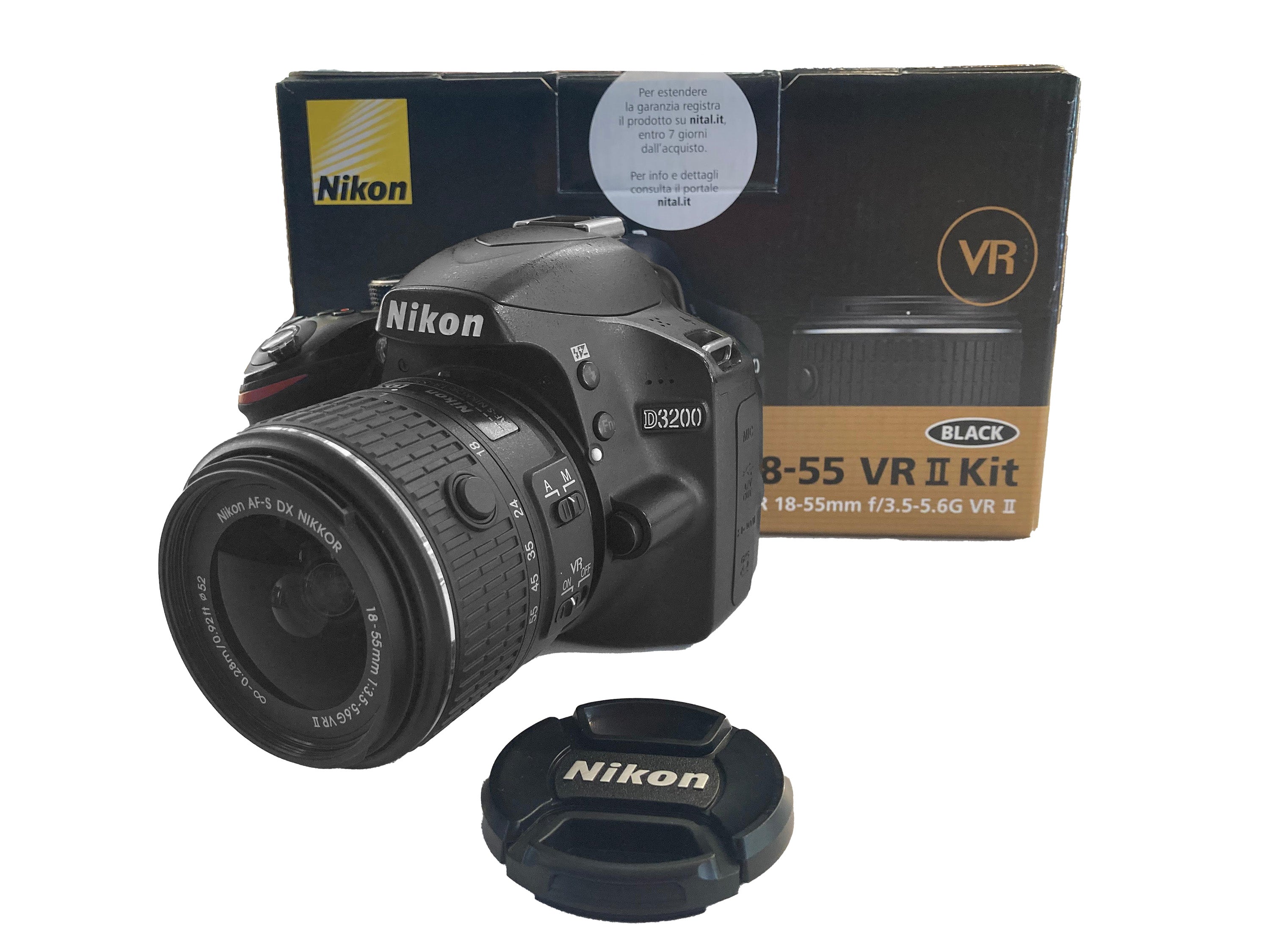 Nikon D3200 + Nikon AF-S DX 18-55mm f/3.5-5.6 G VR II  Occasione