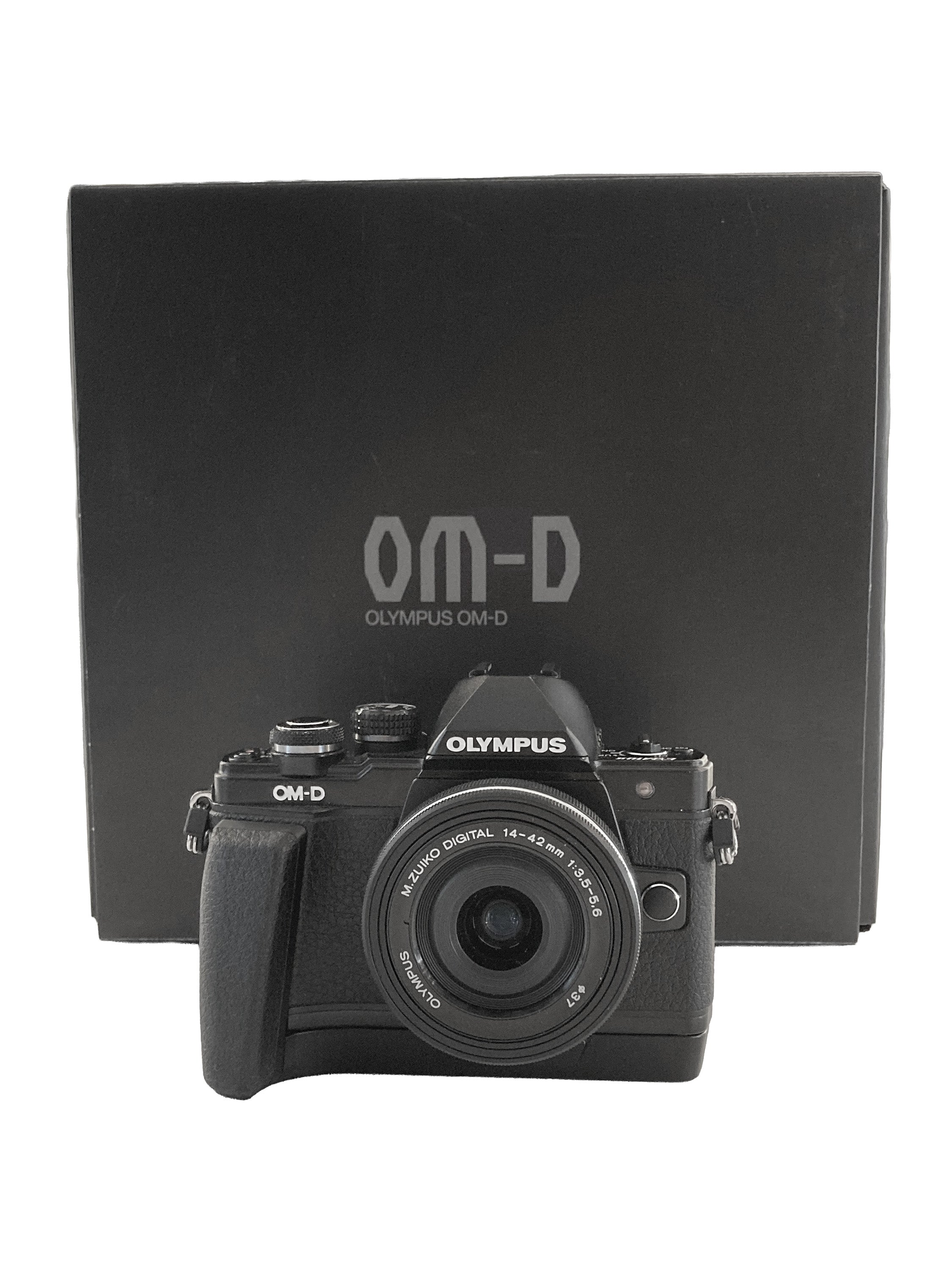 Olympus E-M10 II + 14-42 mm f/3.5-5.6 EZ  Come Nuovi