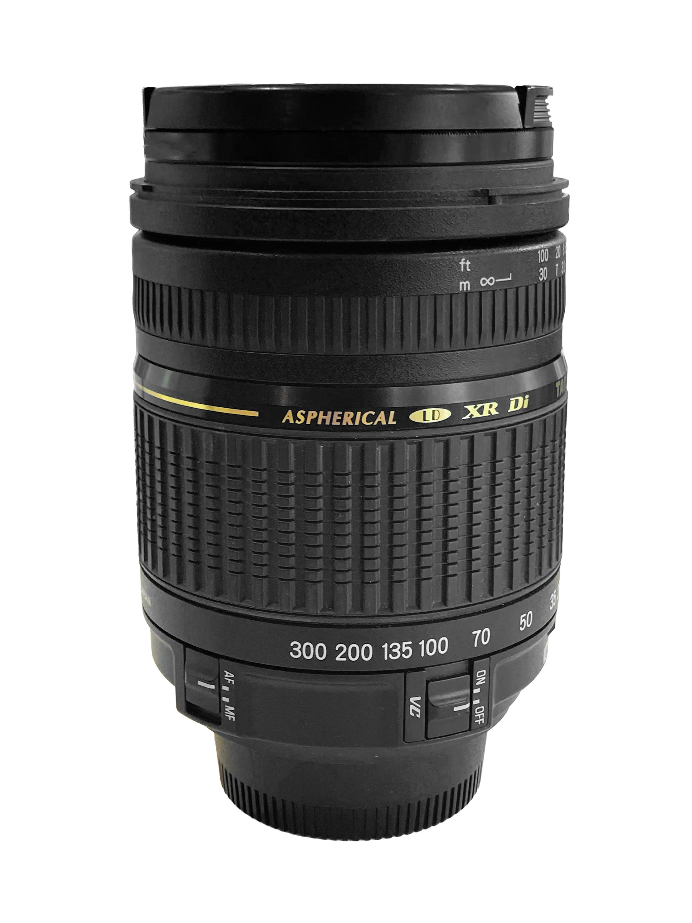 Tamron 28-300mm f/3.5-6.3 Attacco Nikon in Ottime Condizioni