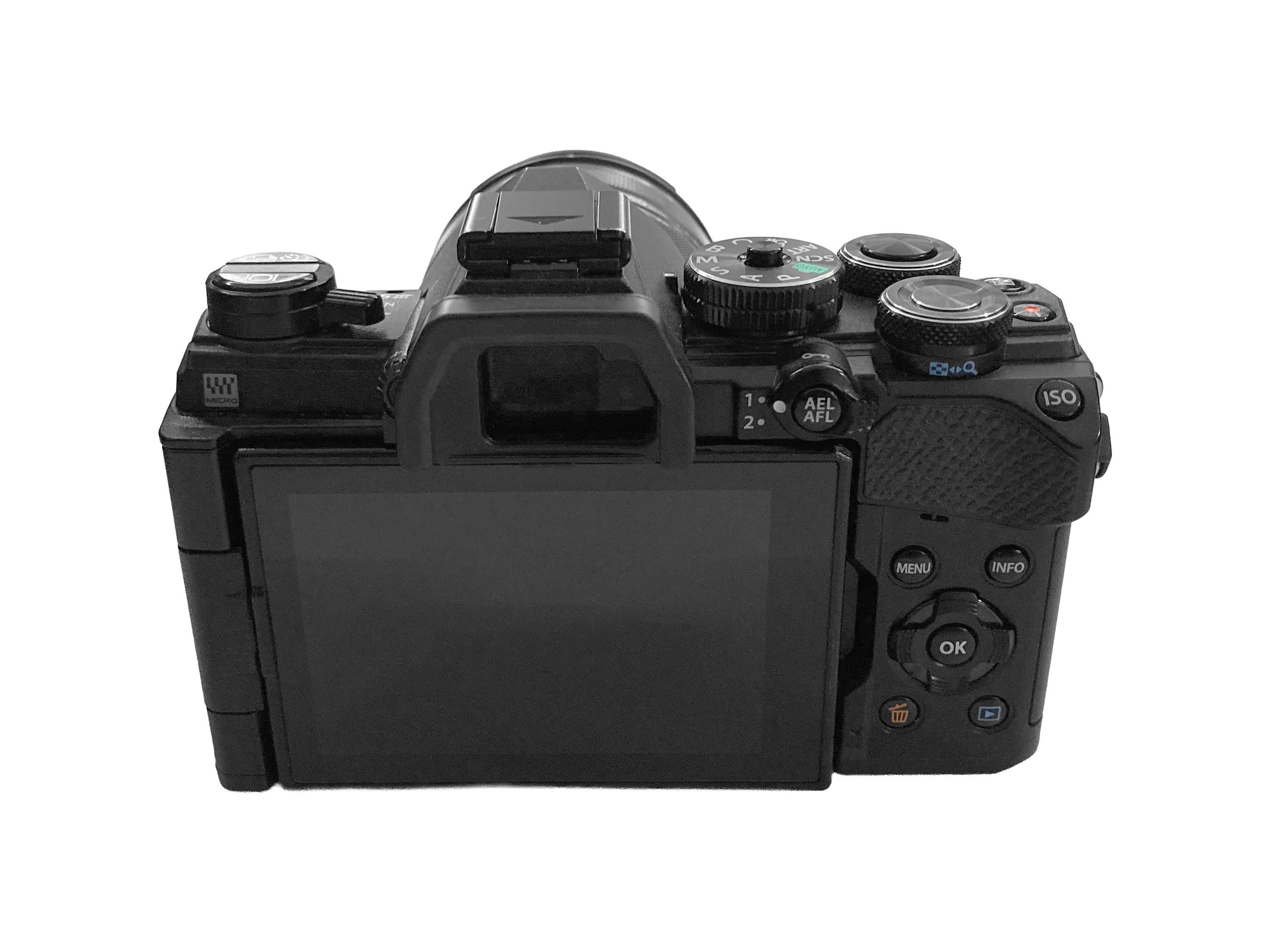 Olympus OM-D E-M5 III + 14-42 mm f/3.5-5.6  Occasione