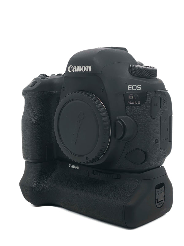Canon 6D II con 2.600 SCATTI