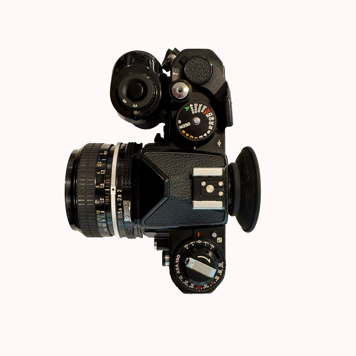 Nikon FE2 Black e Grip MD-12 + Nikkor 50 mm f/2  Occasione