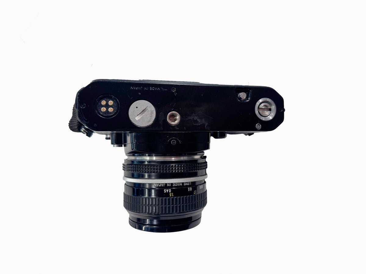 Nikon FE2 Black e Grip MD-12 + Nikkor 50 mm f/2  Occasione