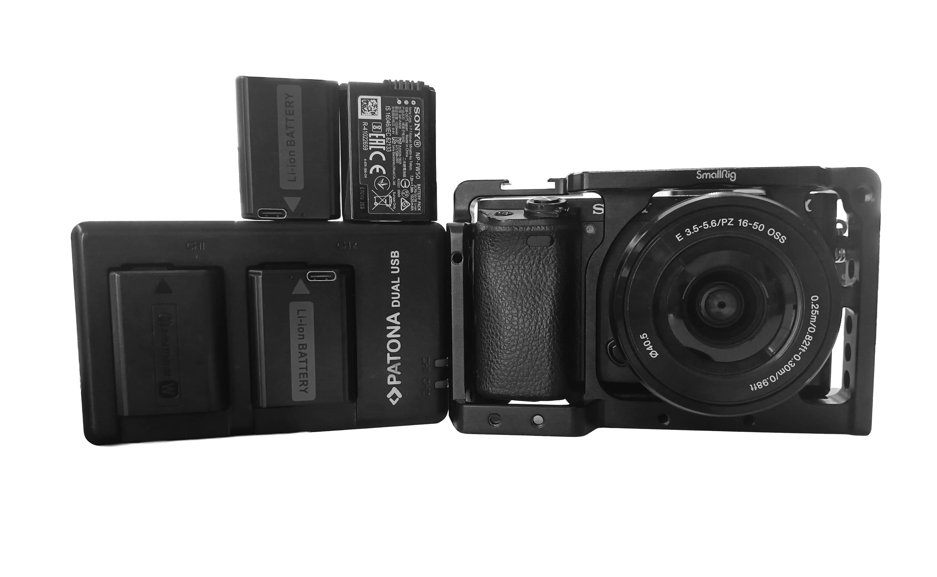 Sony A 6300 + 16-50 mm f/3.5-5.6  in Perfette Condizioni