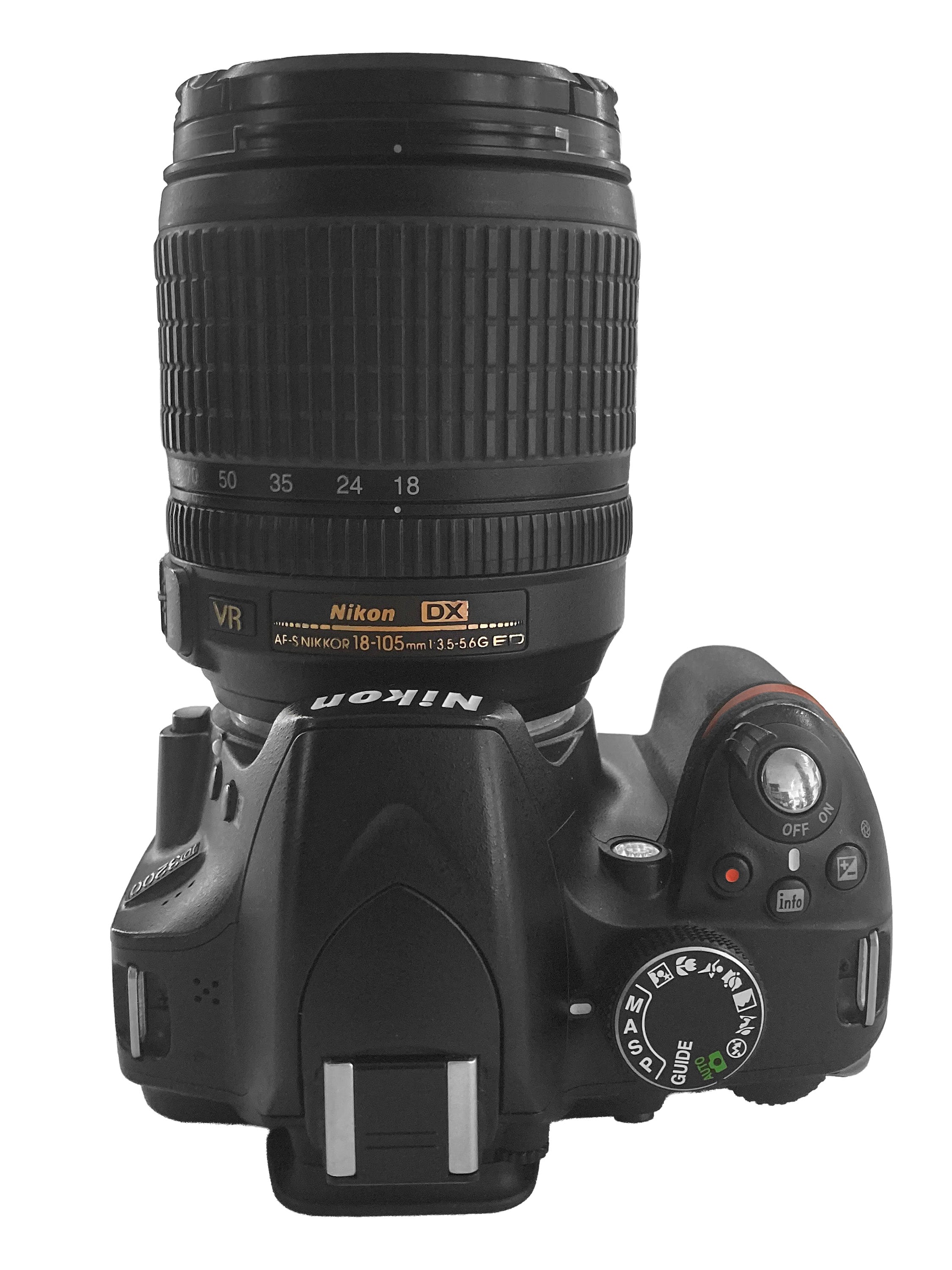 Nikon D3200 + 18-105 mm f/3.5-5.6 G ED VR  Occasione