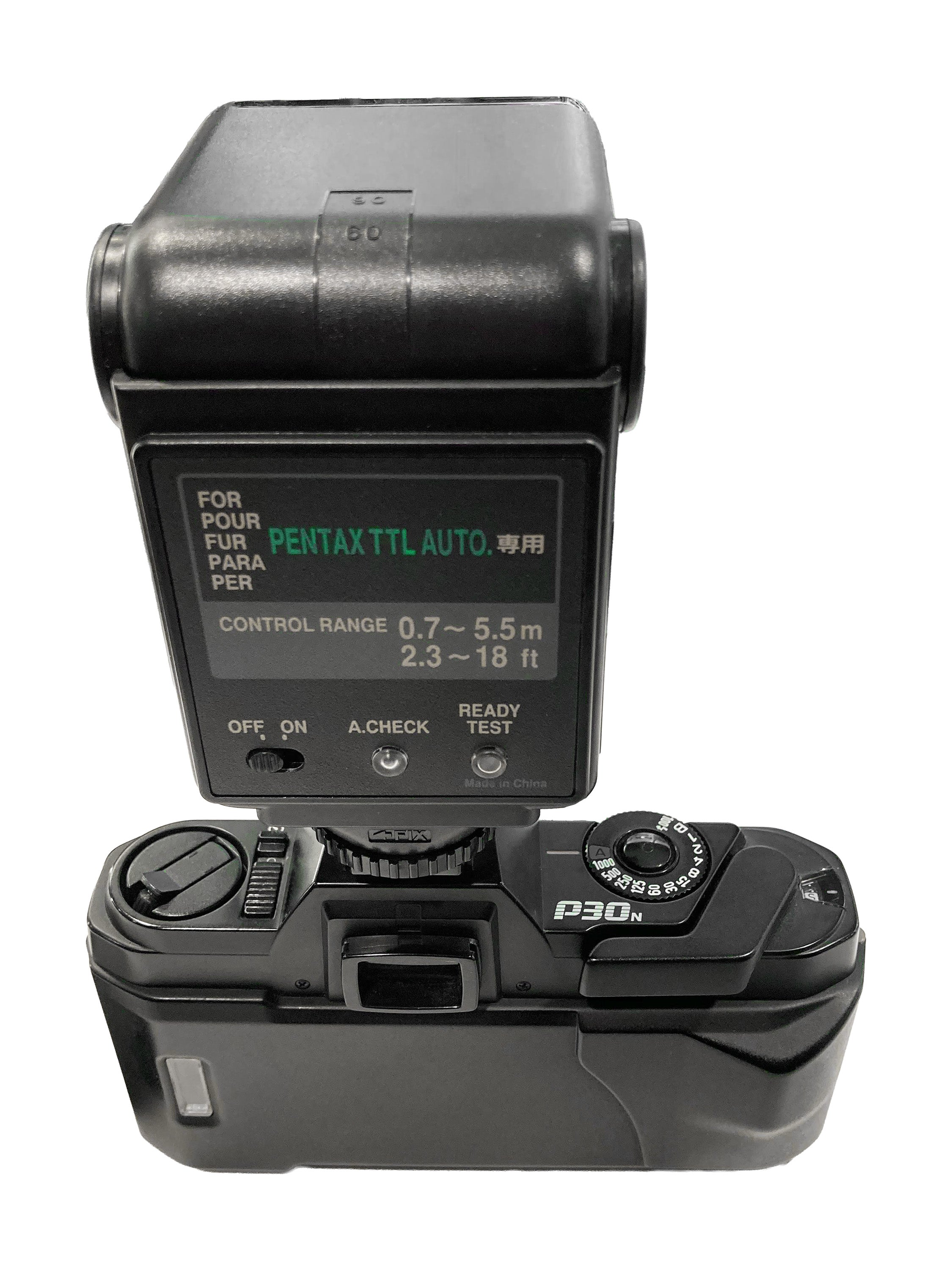 Kit Pentax P30N con Zoom 28-80mm e Flash AF220T  Usati