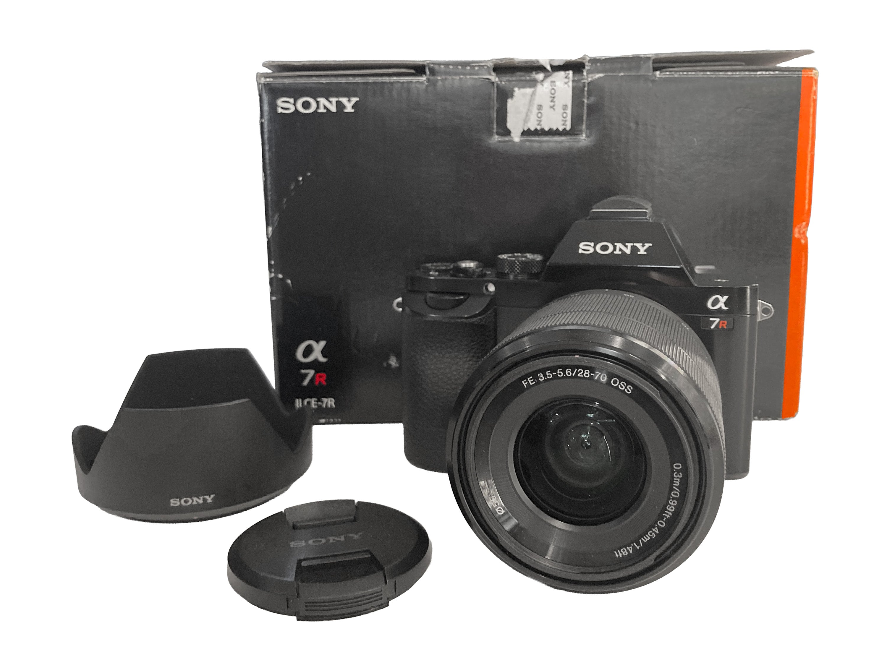 Sony A7 R + 28-70mm f/3.5-5.6 OSS  In Ottime Condizioni