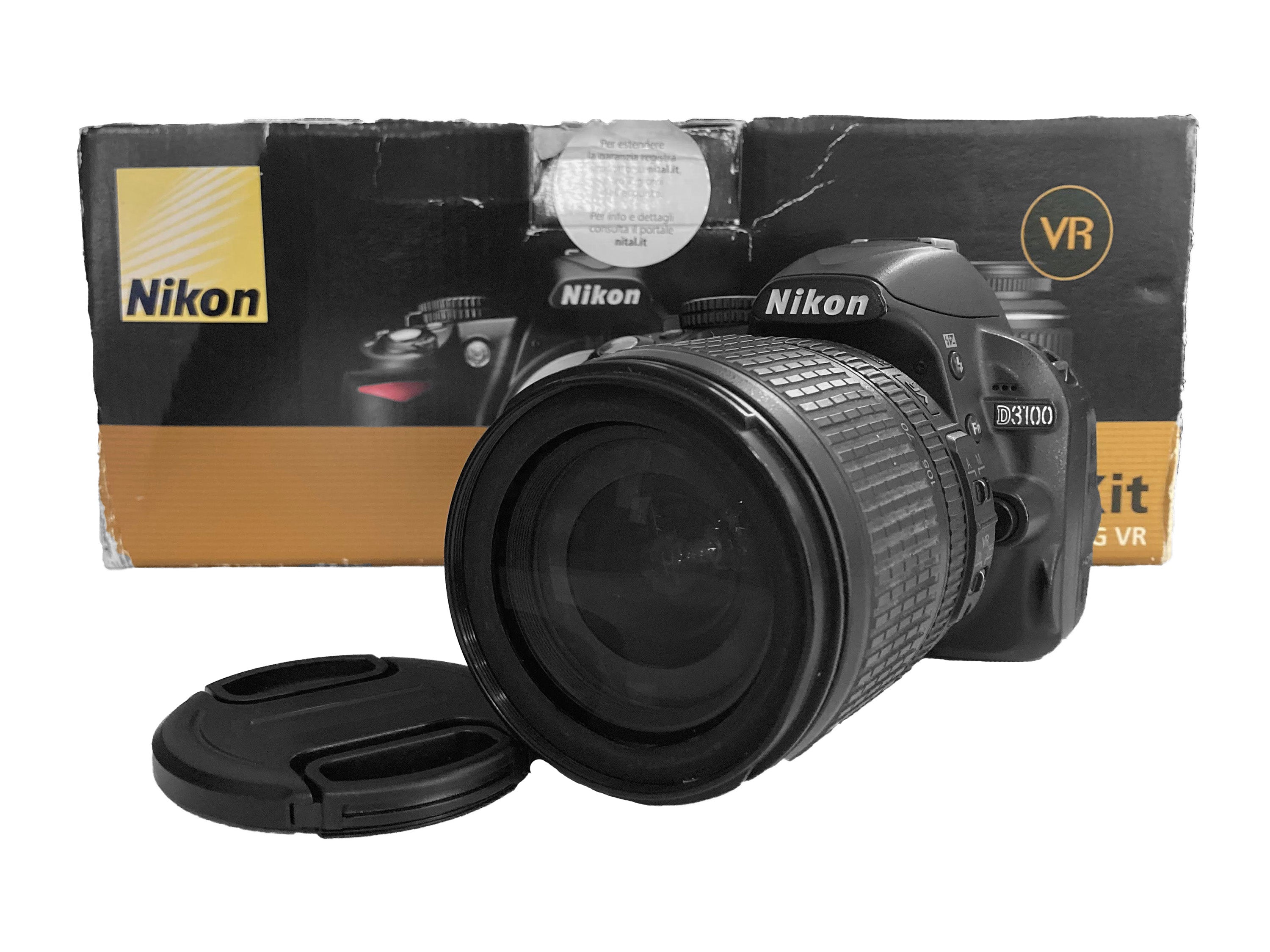 Nikon D3100 + 18-105 mm f/3.5-5.6 VR  in Ottime Condizioni