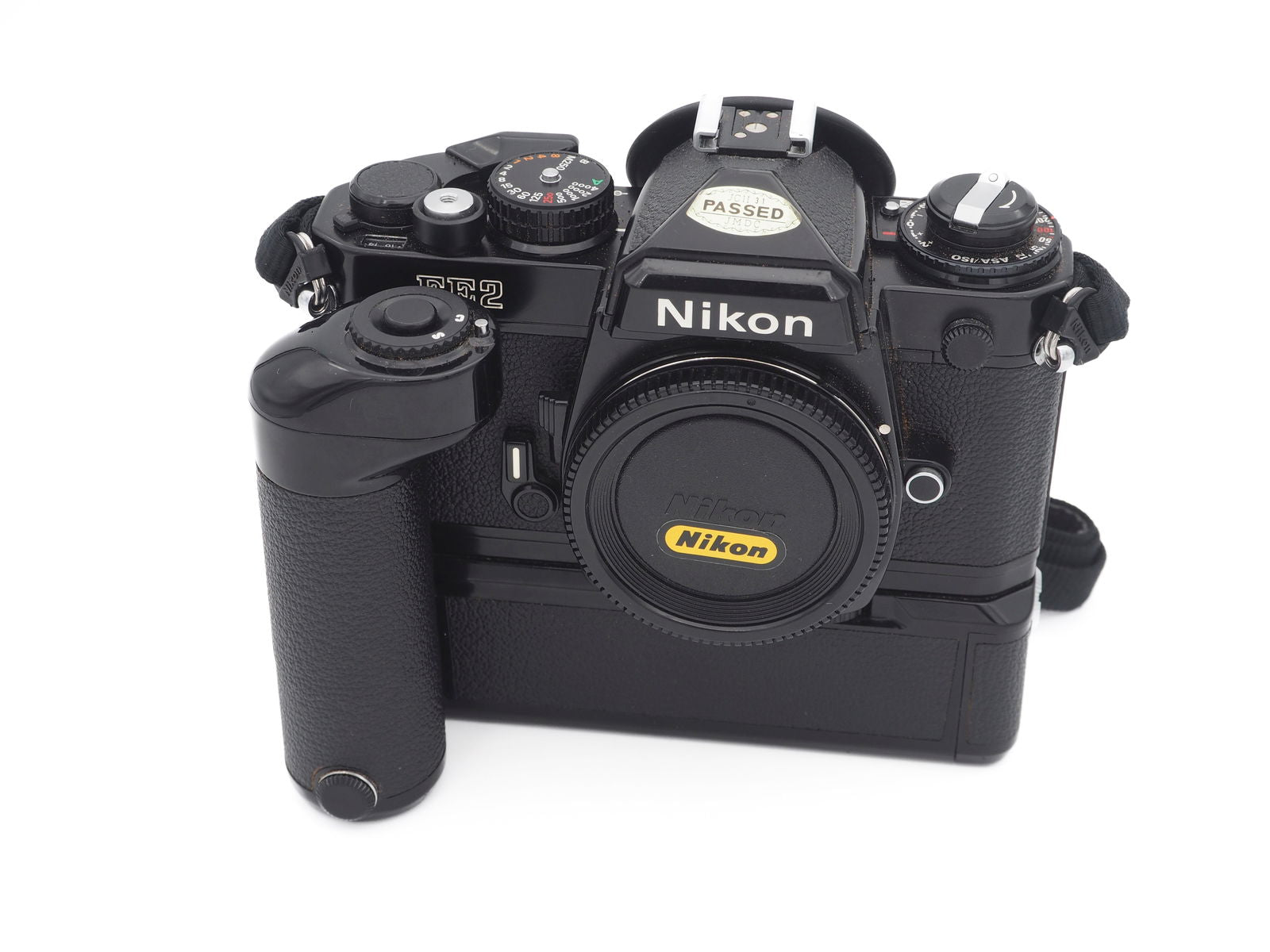 Nikon FE2 black + grip occasione - Fratticioli Store
