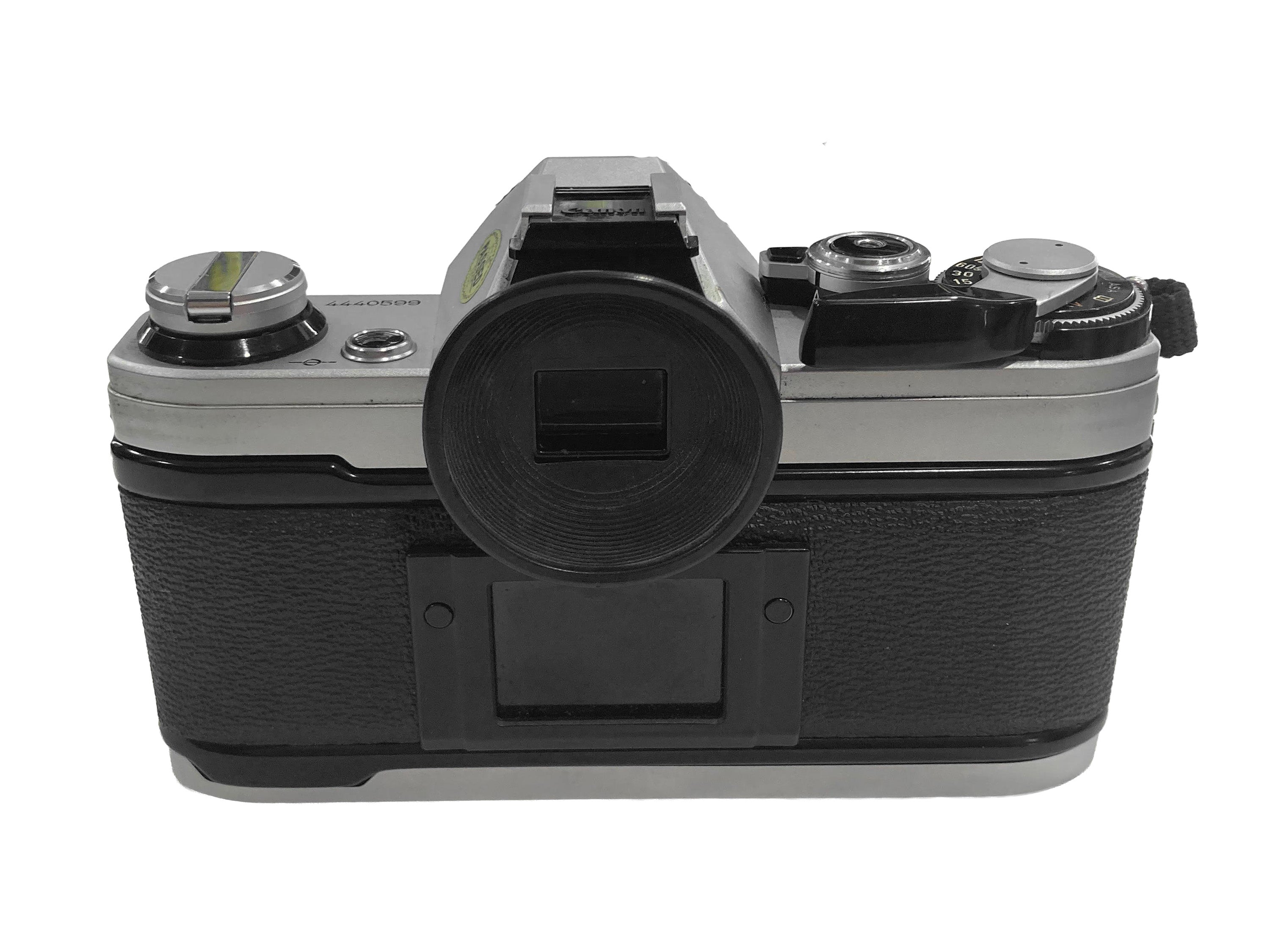 Canon AE-1 + 50 mm f/1.8  Ottime Condizioni