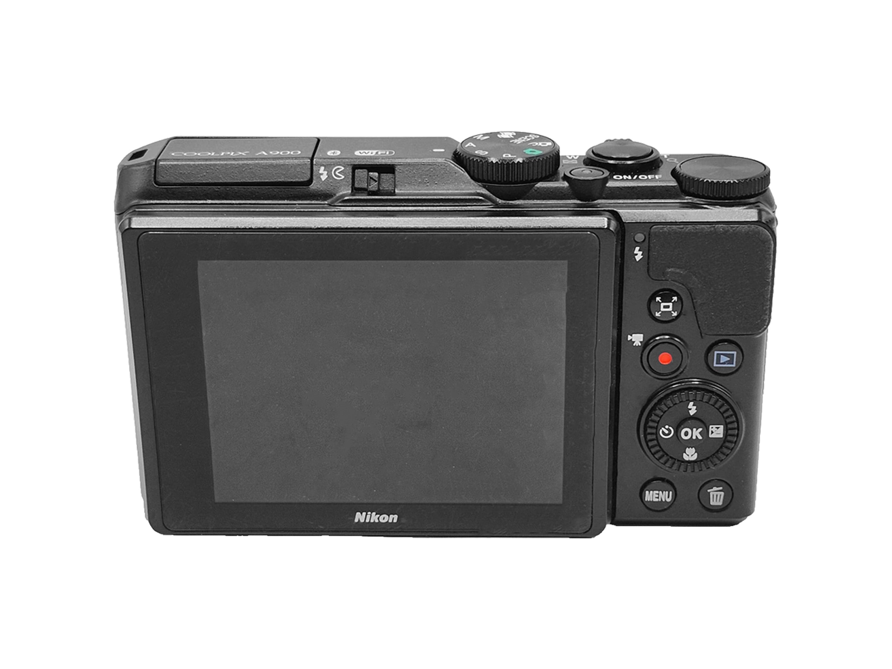 Nikon Coolpix A900  Usata